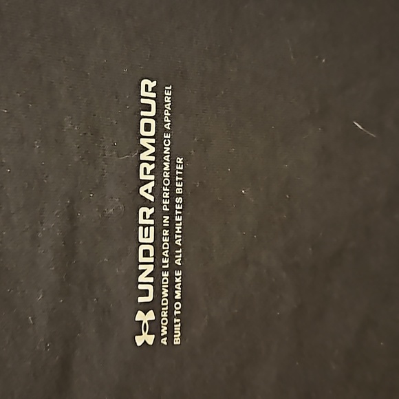 Under Armour long sleeve - Picture 4 of 4